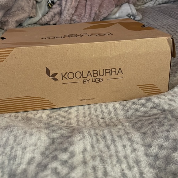 boots - Picture 3 of 15